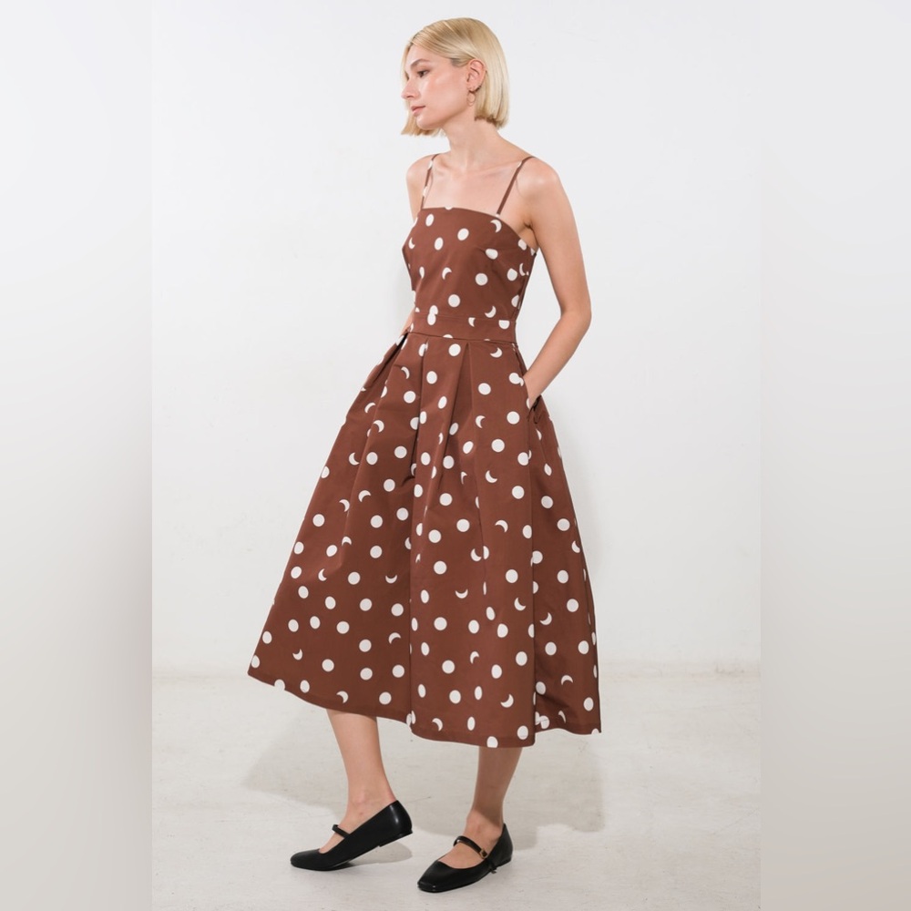 697. Printed Woven Midi Dress in Brown